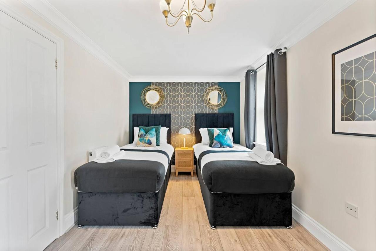 Large 5 Bedroom House In The Cotswolds - Garden Holiday home